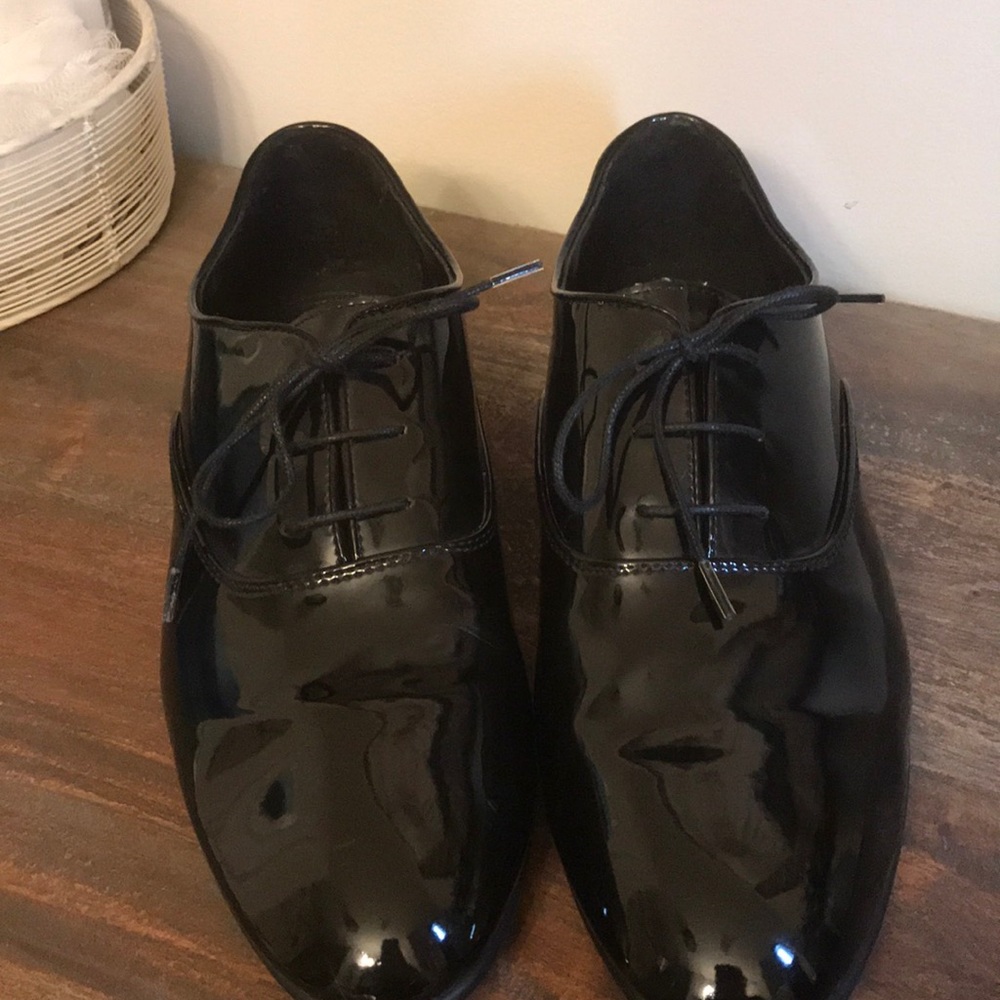 Frederico Leone Tux Shoes